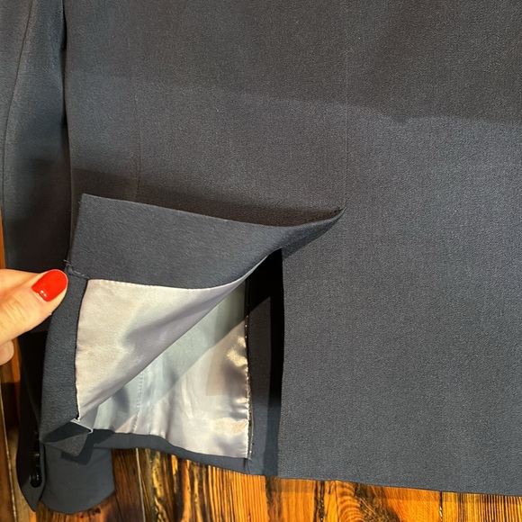 GAP Navy Blazer - Picture 7 of 7